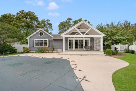 53 Westwood Drive Groton CT 06340