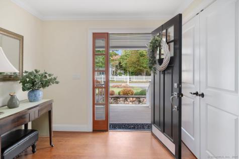 53 Westwood Drive Groton CT 06340