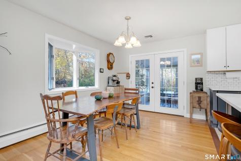 16 Marion Road Bethany CT 06524