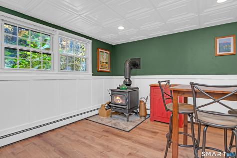 16 Marion Road Bethany CT 06524