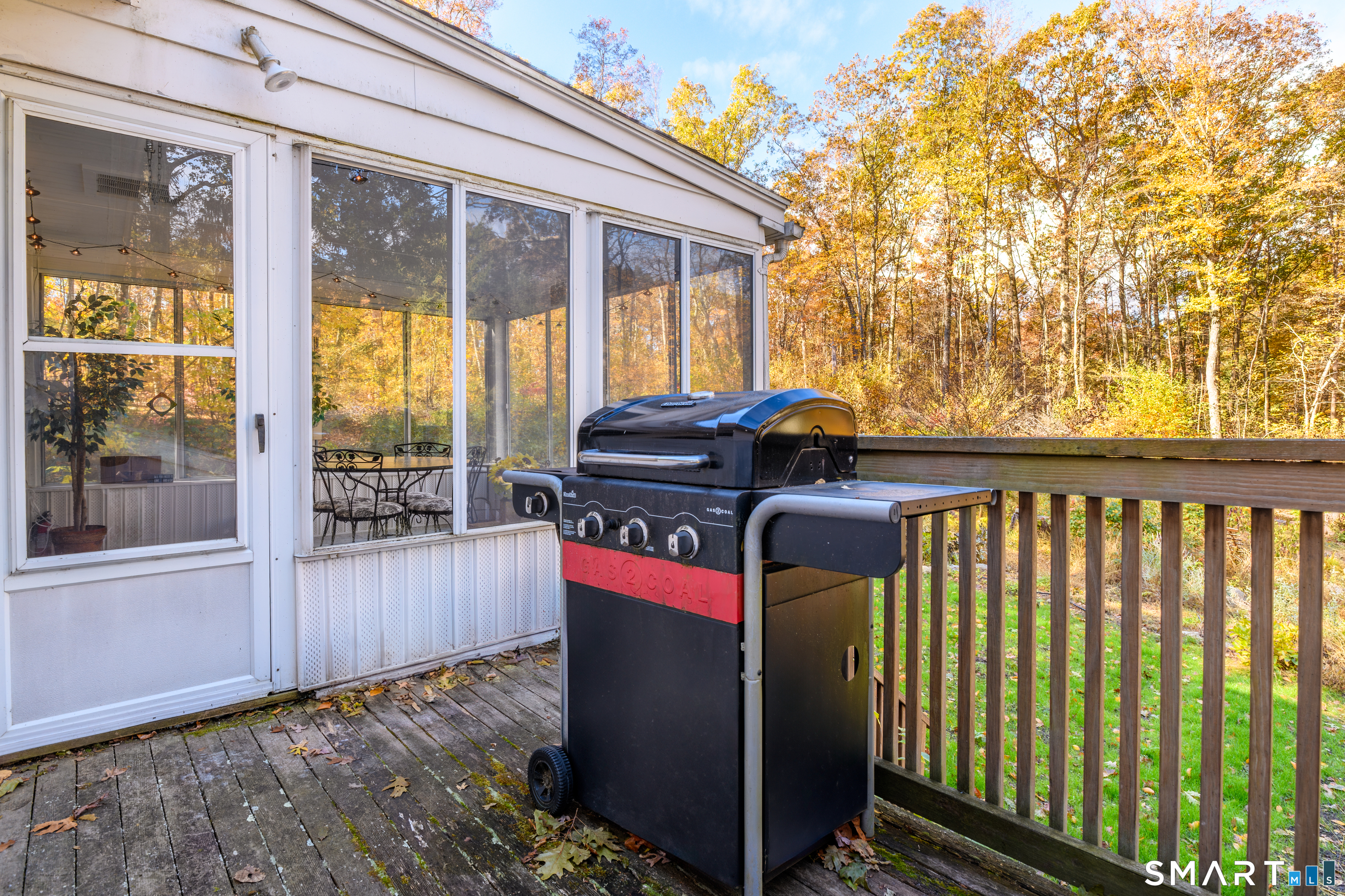 16 Marion Road Bethany CT 06524