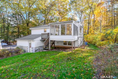 16 Marion Road Bethany CT 06524