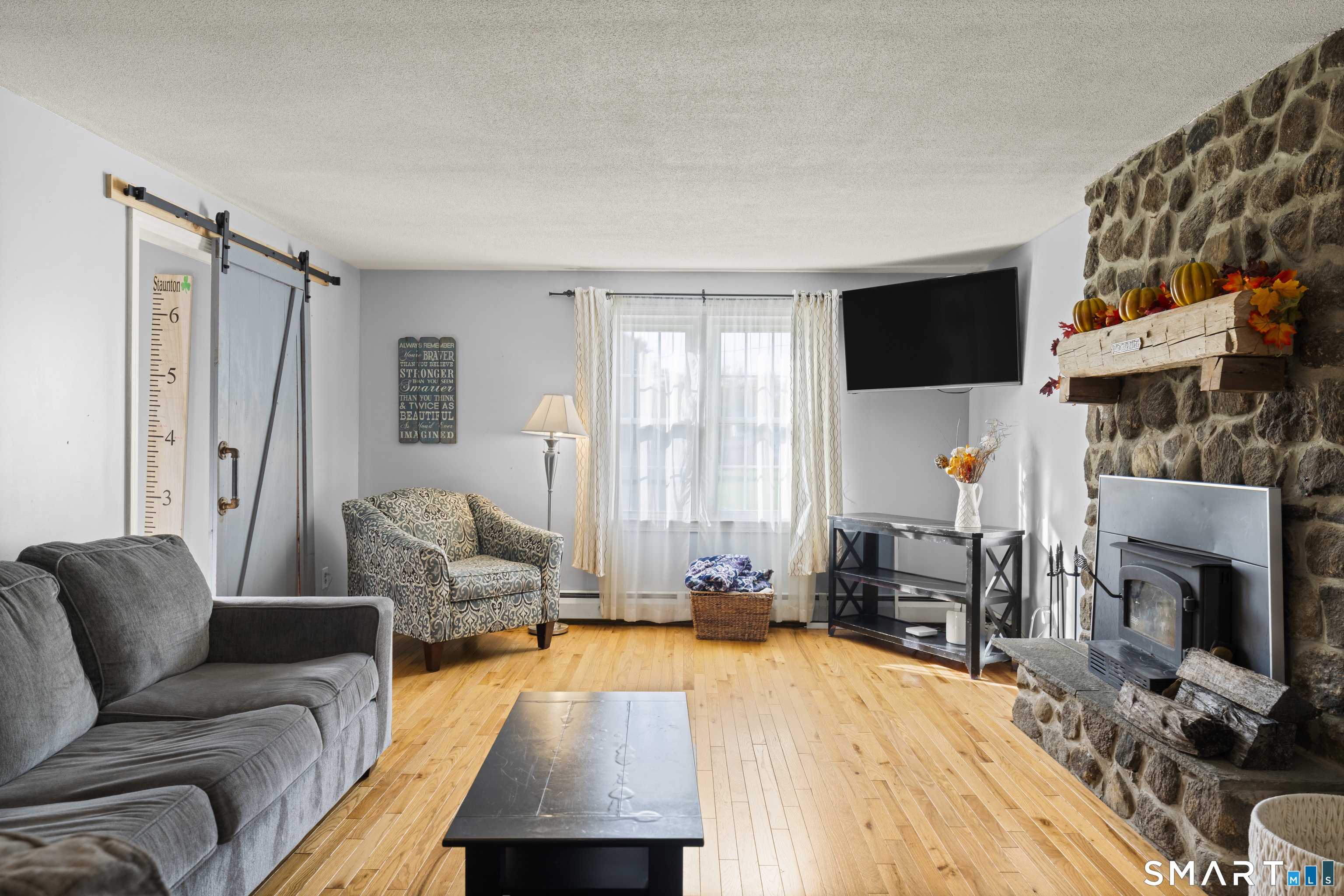 41 Sunnyview Drive Suffield CT 06078