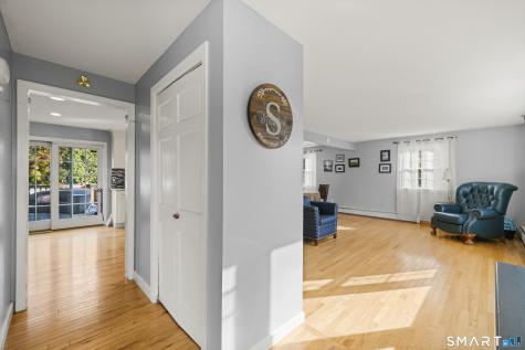 41 Sunnyview Drive Suffield CT 06078