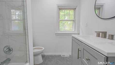 24 Sunfield Circle Waterbury CT 06708