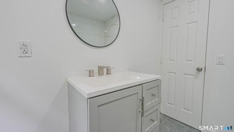 24 Sunfield Circle Waterbury CT 06708