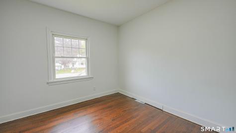 24 Sunfield Circle Waterbury CT 06708