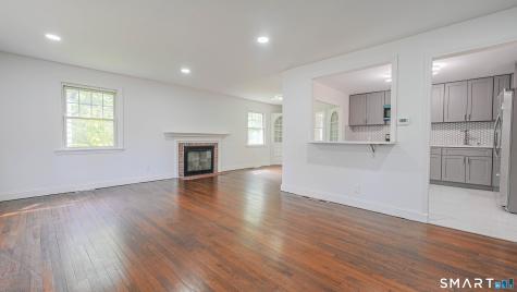 24 Sunfield Circle Waterbury CT 06708