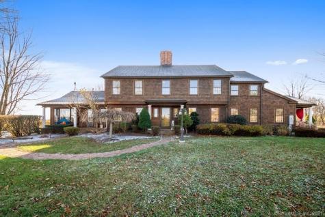 13 Ox Hill Road Newtown CT 06470