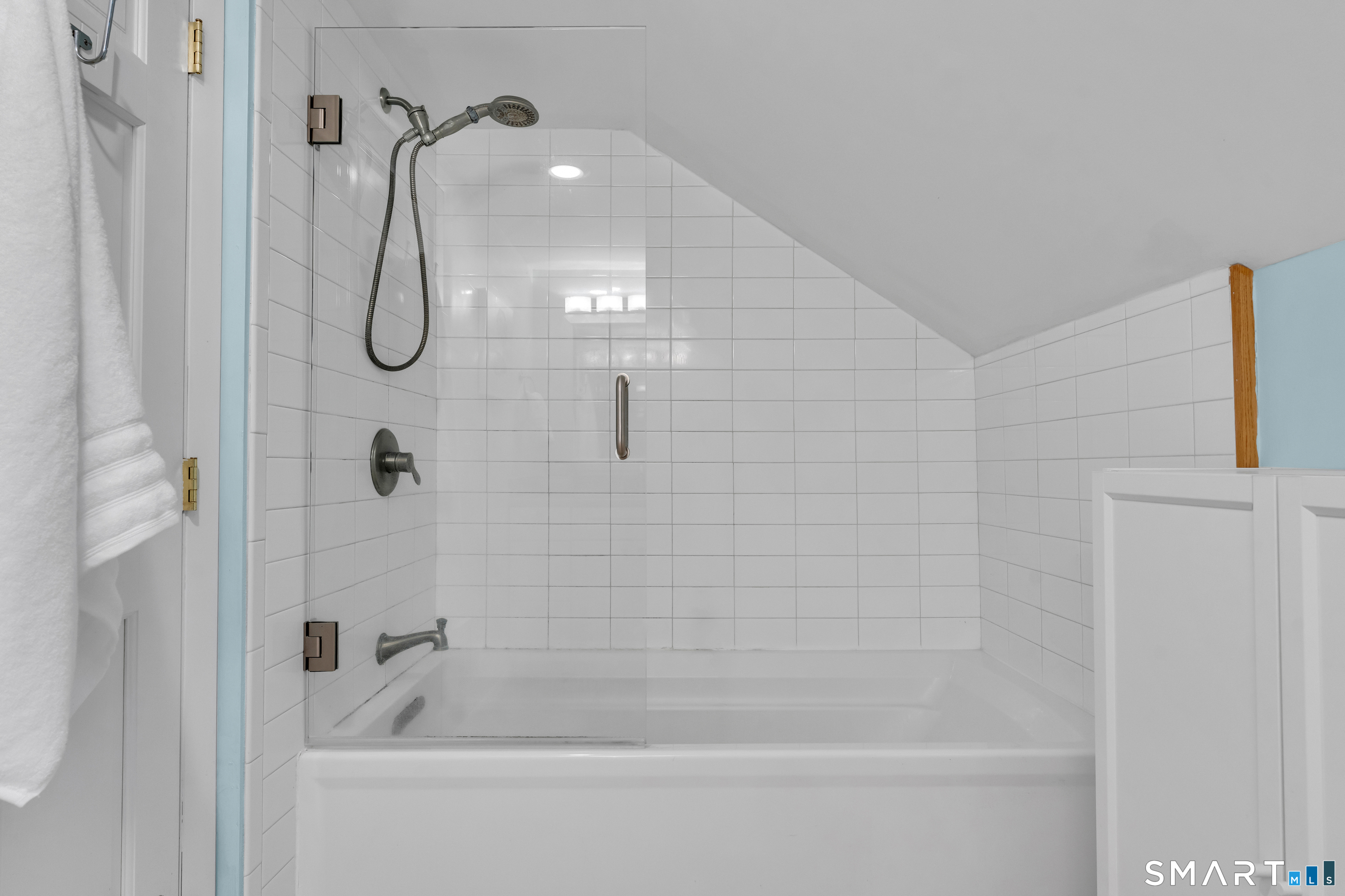 86 Davis Drive Guilford CT 06437
