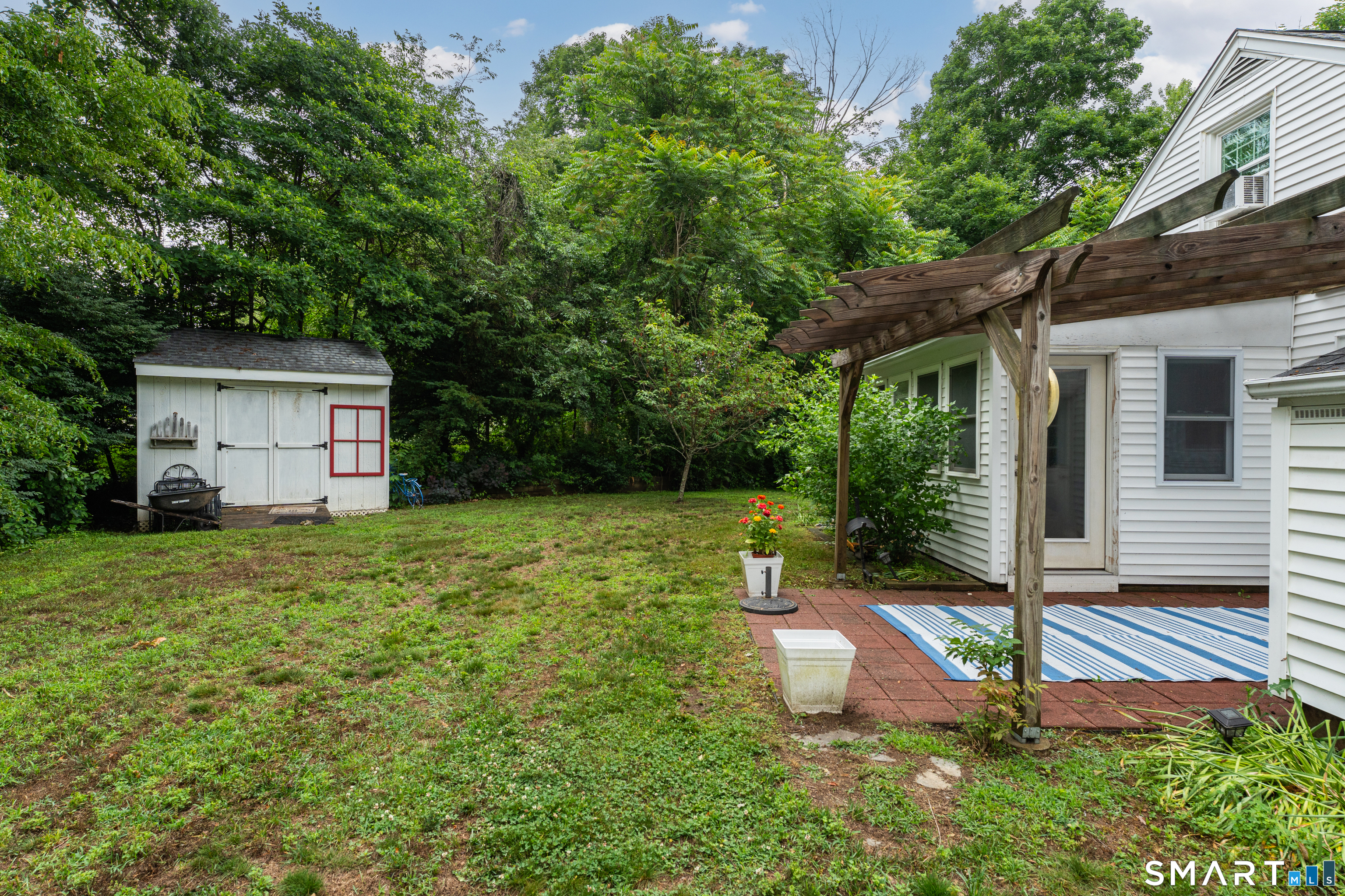 86 Davis Drive Guilford CT 06437
