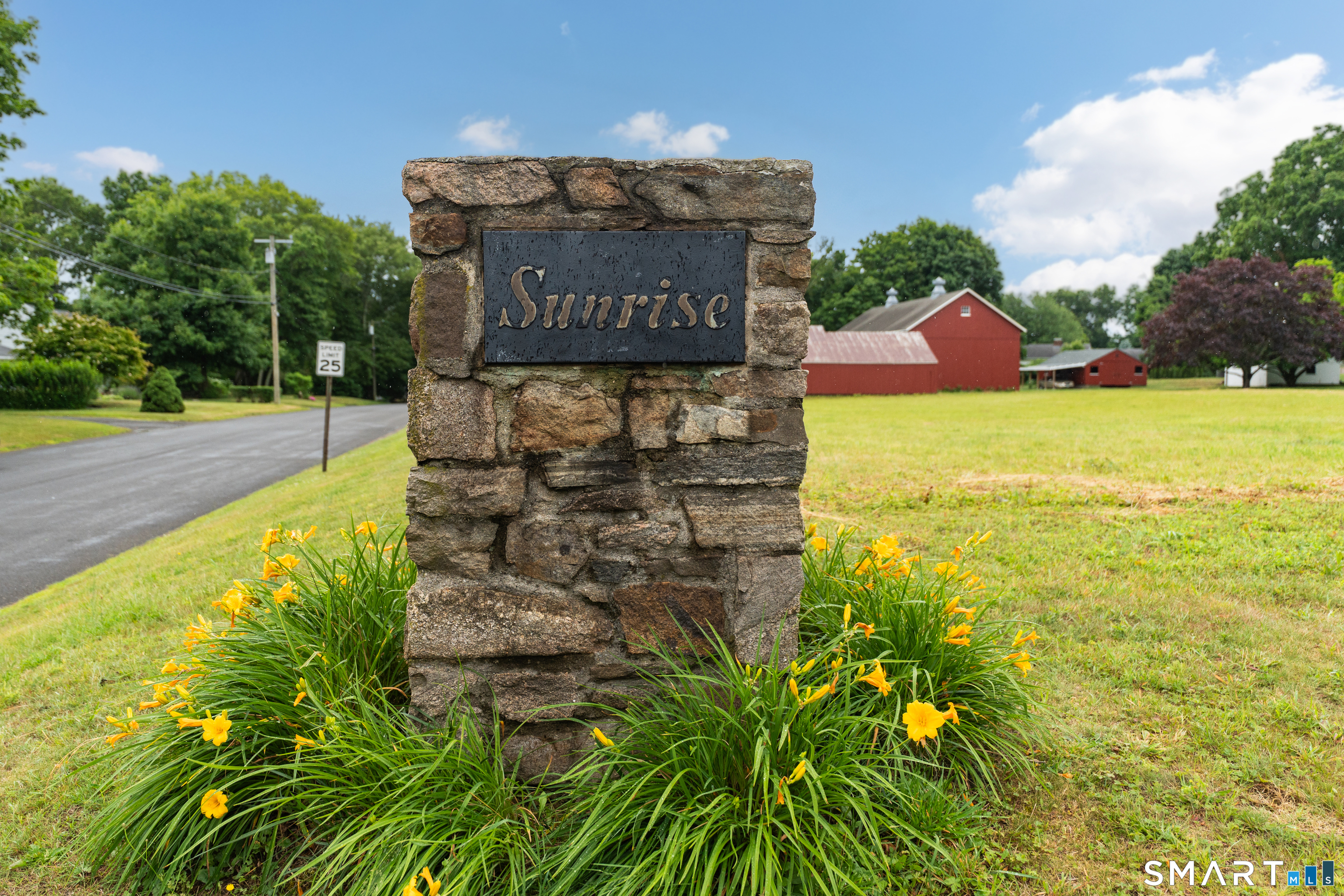 86 Davis Drive Guilford CT 06437