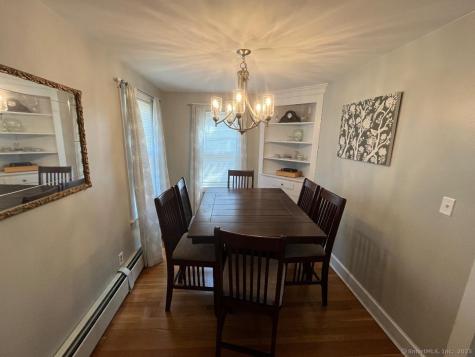 36 Pratt Street Norwich CT 06360