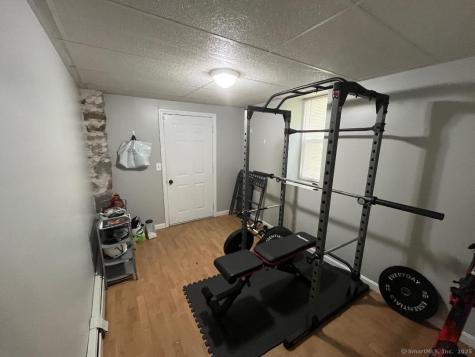 36 Pratt Street Norwich CT 06360