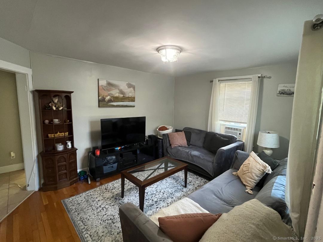 36 Pratt Street Norwich CT 06360