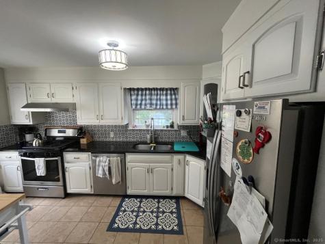 36 Pratt Street Norwich CT 06360