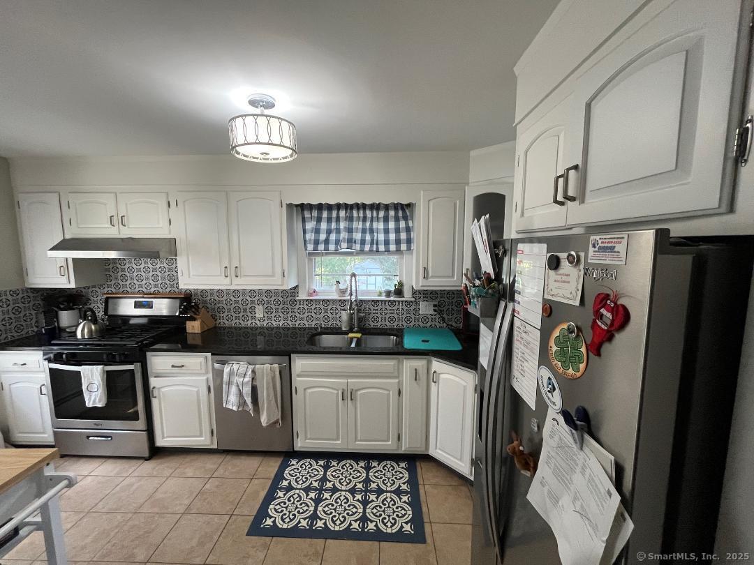 36 Pratt Street Norwich CT 06360