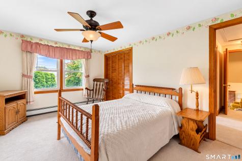 6 Reynolds Drive Wallingford CT 06492
