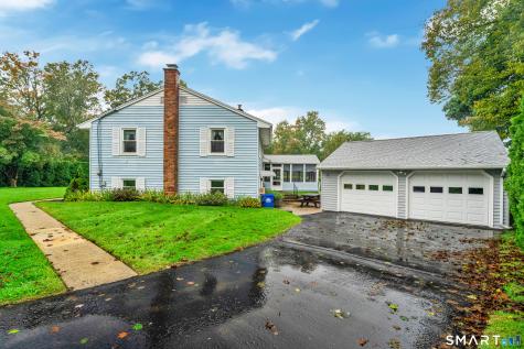 6 Reynolds Drive Wallingford CT 06492