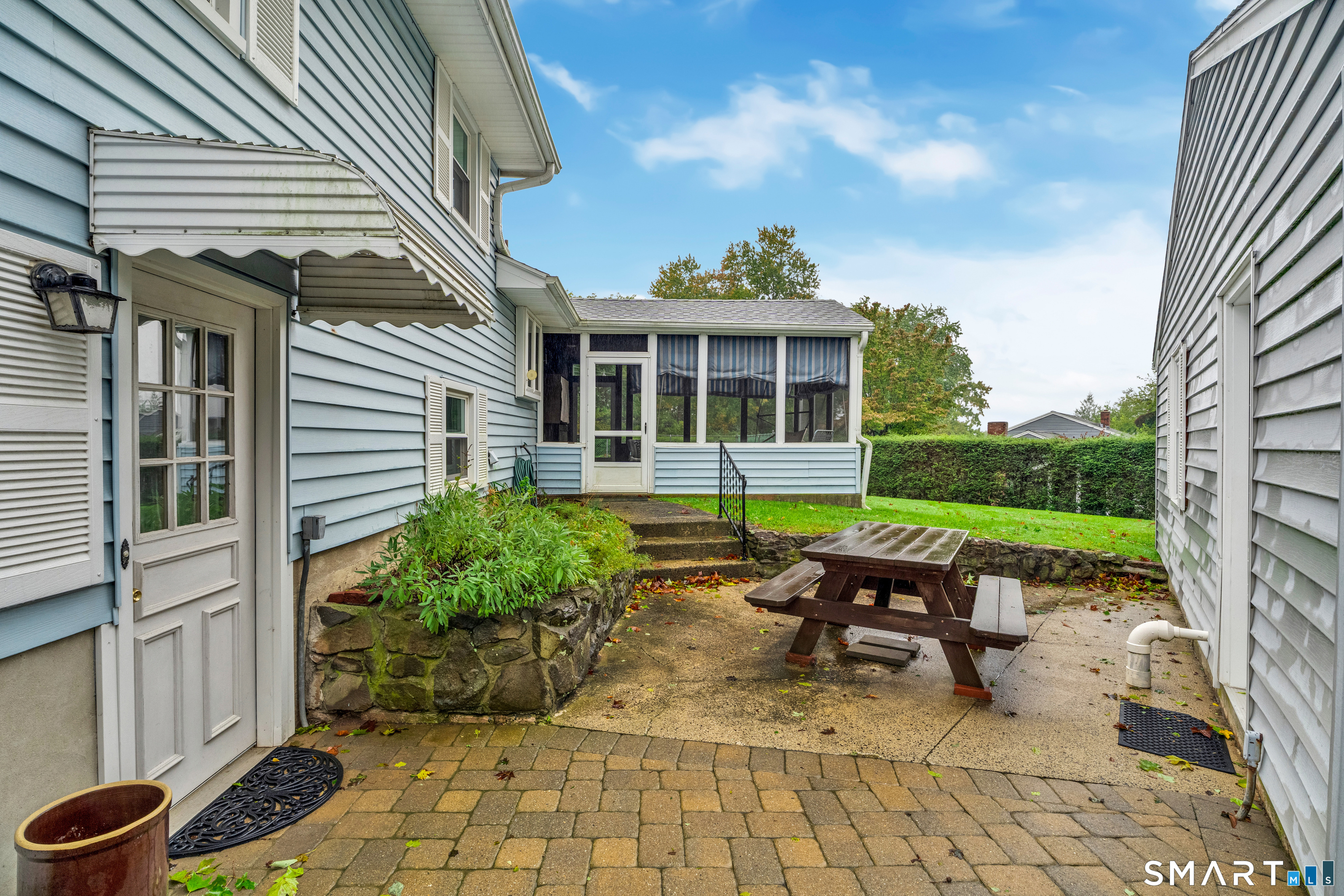 6 Reynolds Drive Wallingford CT 06492