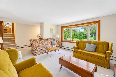 6 Reynolds Drive Wallingford CT 06492
