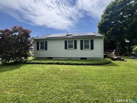 10 Barone Road East Lyme CT 06357