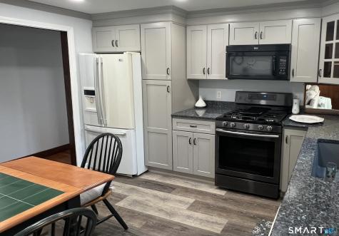 10 Barone Road East Lyme CT 06357