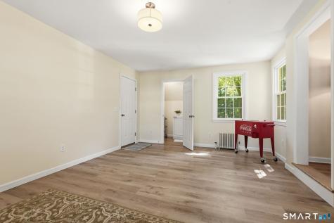 2 Martin Terrace Enfield CT 06082
