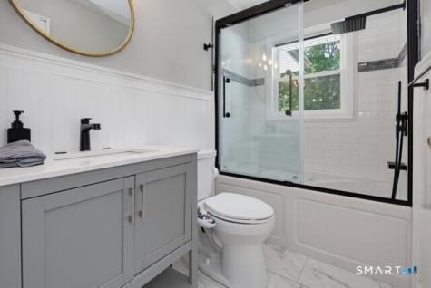 16 Crestview Terrace Wallingford CT 06492