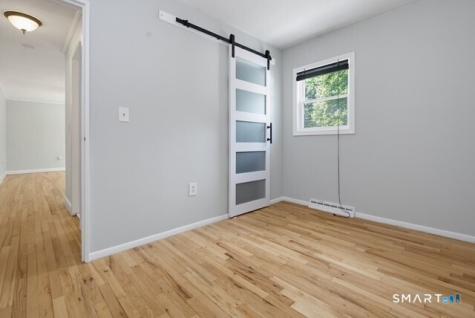 16 Crestview Terrace Wallingford CT 06492