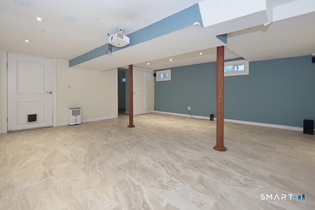 16 Crestview Terrace Wallingford CT 06492