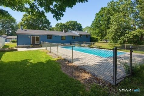16 Crestview Terrace Wallingford CT 06492