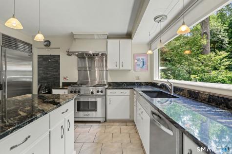 215 Hillfield Road Hamden CT 06518