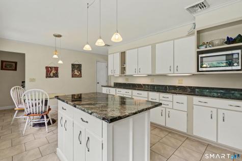 215 Hillfield Road Hamden CT 06518