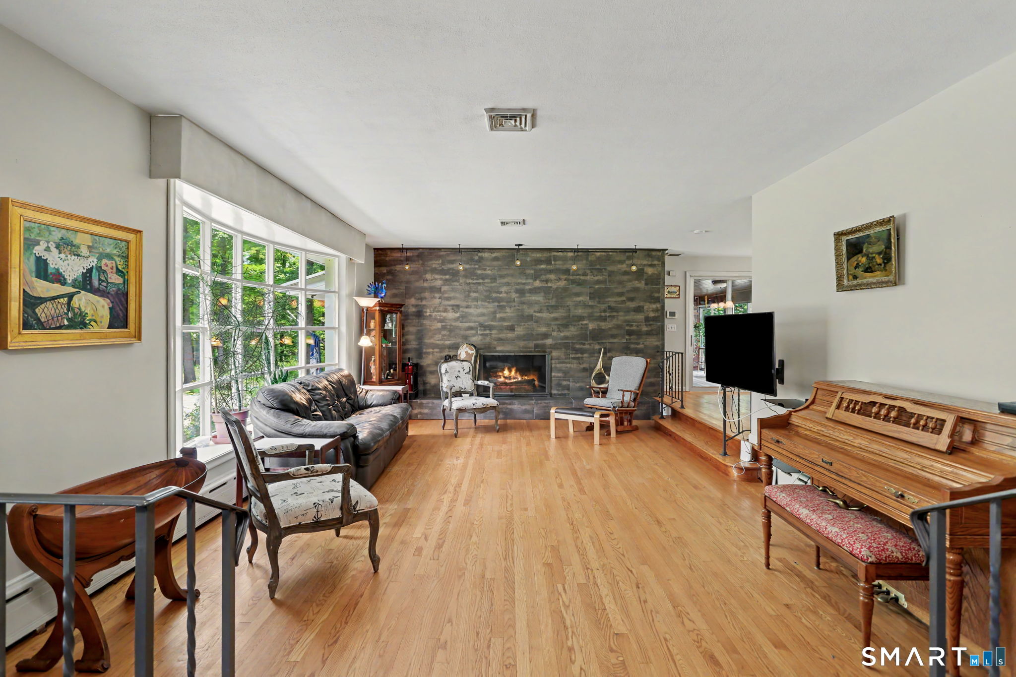 215 Hillfield Road Hamden CT 06518