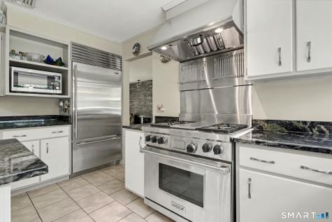 215 Hillfield Road Hamden CT 06518