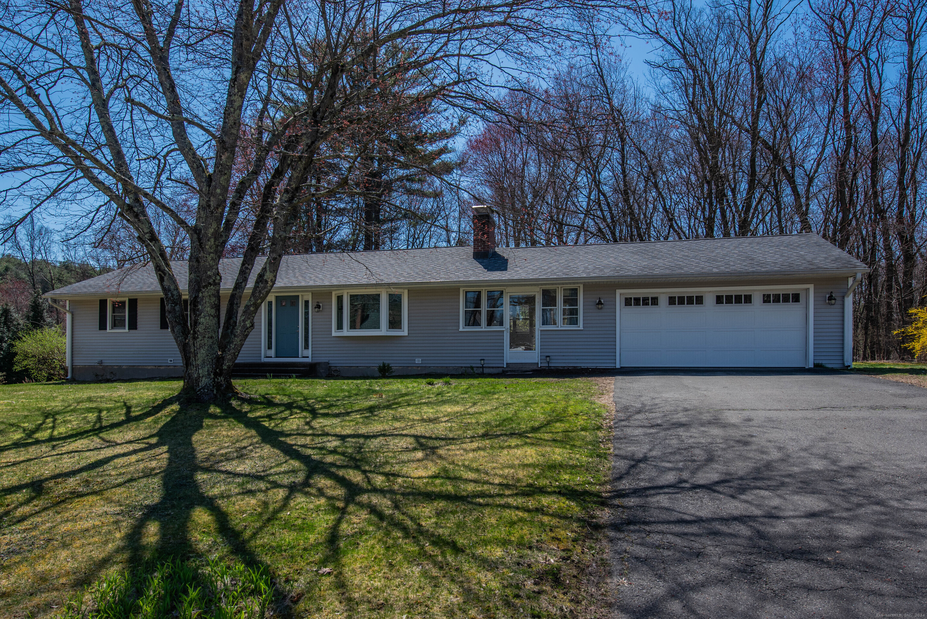 19 Blueberry Lane Avon CT 06001