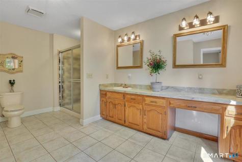 6 Rivercove Drive Cromwell CT 06416