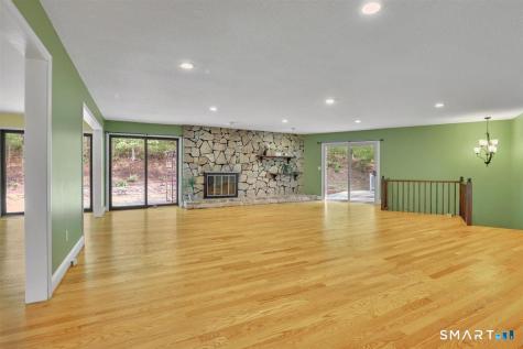 6 Rivercove Drive Cromwell CT 06416