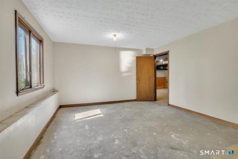 6 Rivercove Drive Cromwell CT 06416