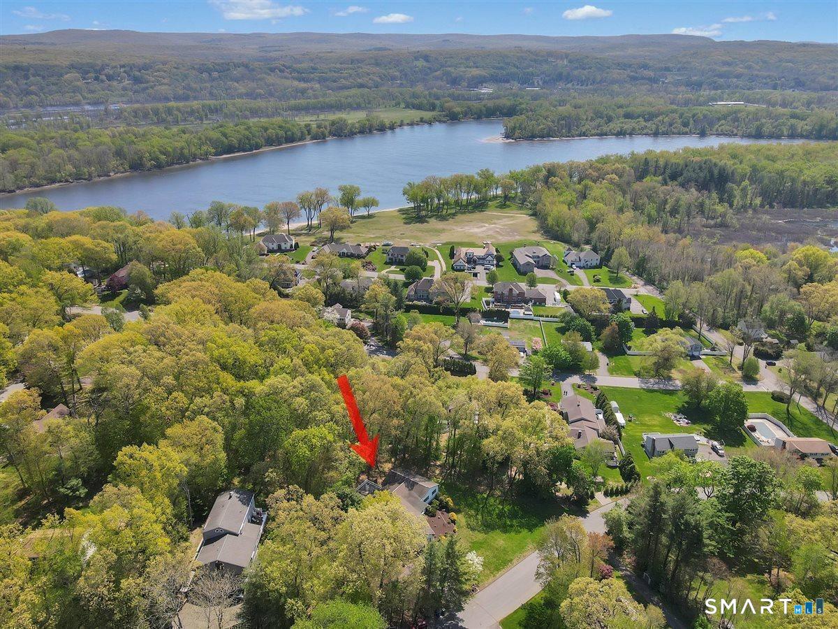 6 Rivercove Drive Cromwell CT 06416