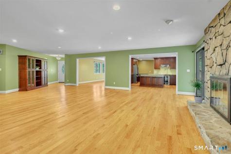 6 Rivercove Drive Cromwell CT 06416