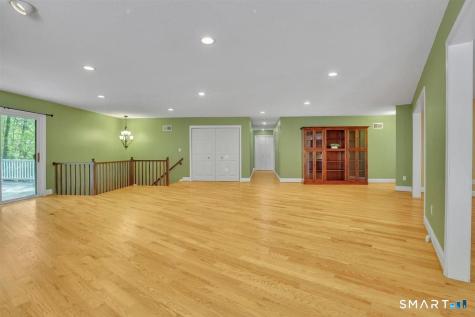 6 Rivercove Drive Cromwell CT 06416