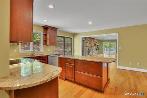 6 Rivercove Drive Cromwell CT 06416
