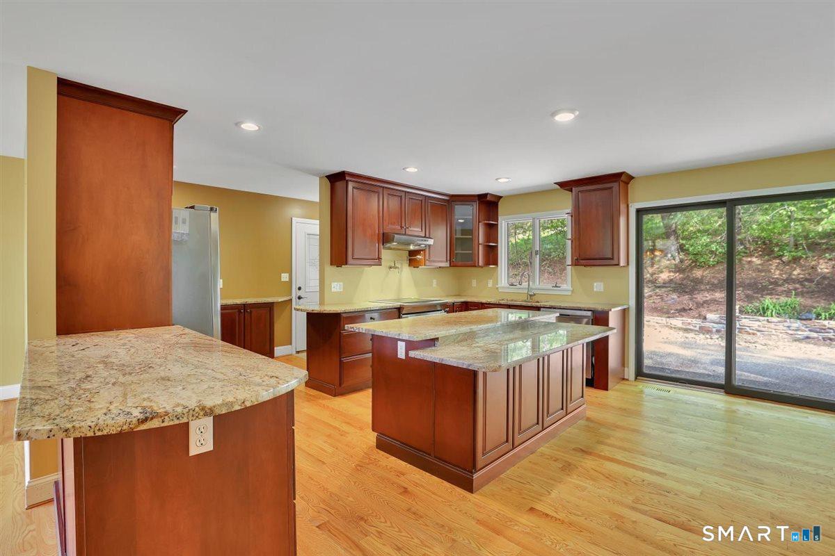 6 Rivercove Drive Cromwell CT 06416