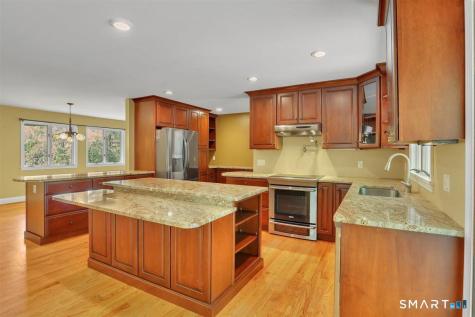 6 Rivercove Drive Cromwell CT 06416