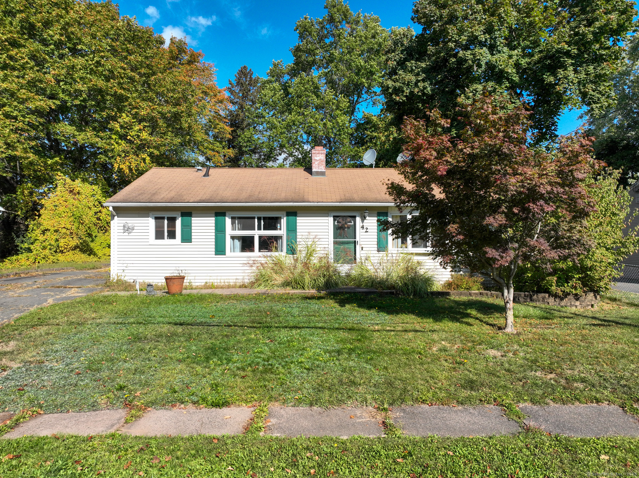 42 Patton Street East Hartford CT 06118