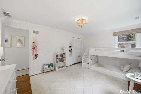 201 Middlesex Road Darien CT 06820