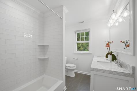 201 Middlesex Road Darien CT 06820