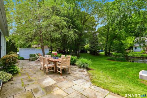201 Middlesex Road Darien CT 06820